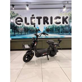 SCOOTER BEACH
